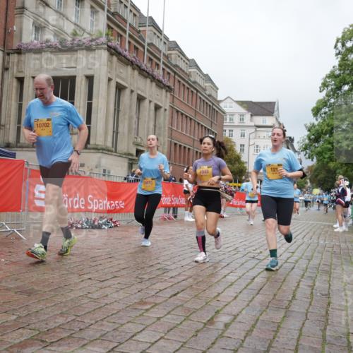 13.09.2026 - Kiel Lauf Yannick Fuchs http://msf.ph/oto/10428559 13.09.2026 11:08:36 Ziel 834, 1067, 1170, 2235, 2575, 3536, 4709, 5418, 6576, 6626, 6662, 7667, 9162, 9800, 10645, 10647, 11442, 121, 2120, 3798, 4949, 5833, 5856, 6061, 6185, 6360, 6401, 7108, 7123, 7254, 8019, 10525, 10702, 24, 25, 1226, 2250, 2951, 10928, 11674, 12334, 121, 755, 1951, 2136, 3397, 3828, 4297, 4949, 5833, 7123, 10702, 12379 meine-sportfotos.de
