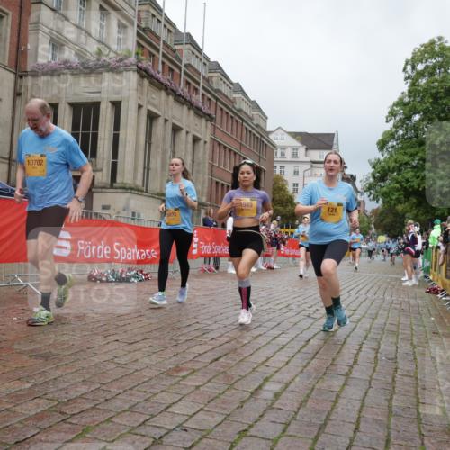 13.09.2026 - Kiel Lauf Yannick Fuchs http://msf.ph/oto/10428562 13.09.2026 11:08:36 Ziel 834, 1067, 1170, 2235, 2575, 3536, 4709, 5418, 6576, 6626, 6662, 7667, 9162, 9800, 10645, 10647, 11442, 121, 2120, 3798, 4949, 5833, 5856, 6061, 6185, 6360, 6401, 7108, 7123, 7254, 8019, 10525, 10702, 24, 25, 1226, 2250, 2951, 10928, 11674, 12334, 121, 755, 1951, 2136, 3397, 3828, 4297, 4949, 5833, 7123, 10702, 12379 meine-sportfotos.de