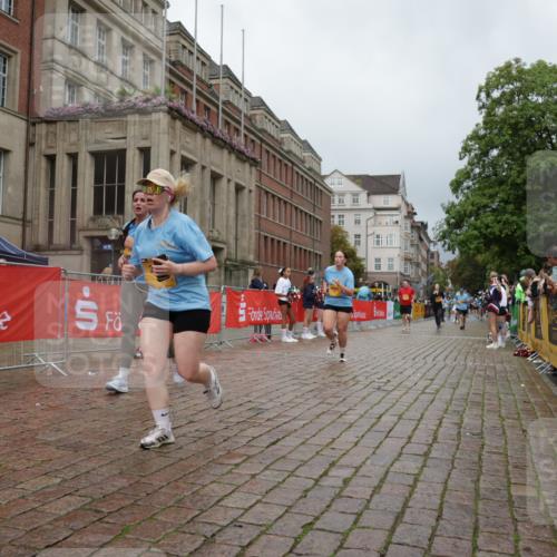13.09.2026 - Kiel Lauf Yannick Fuchs http://msf.ph/oto/10428588 13.09.2026 11:08:40 Ziel 24, 25, 834, 1170, 2575, 4709, 5418, 6576, 6626, 6662, 7667, 9162, 9800, 10645, 10647, 11442, 1067, 2120, 2235, 3536, 3798, 5418, 5856, 6061, 6185, 6360, 6401, 7108, 7254, 7667, 8019, 10525, 1226, 2250, 2951, 4526, 9752, 10813, 10928, 11674, 12334, 121, 755, 1951, 2120, 4949, 5833, 6401, 7123, 8019, 10702 meine-sportfotos.de