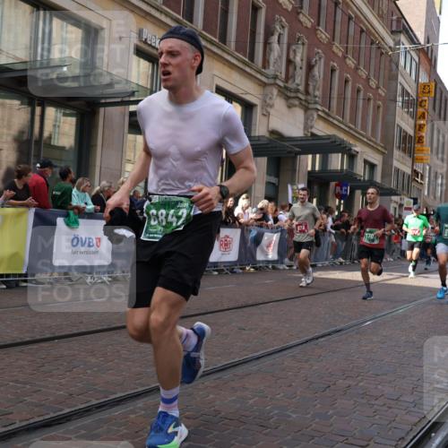 13.09.2026 - 21. swb-Marathon Bremen Strokosch-Dieckow http://msf.ph/oto/10428630 13.09.2026 13:08:29 Ziel 715, 1925, 3110, 3276, 3330, 4033, 5377, 5517, 5636, 5696, 6842, 6906, 7064, 7121, 8555, 9240, 9411, 9702, 9867, 9906, 9911, 339, 678, 1335, 1696, 2098, 2266, 3808, 4082, 4247, 4888, 5424, 5594, 8655, 9084, 9582 meine-sportfotos.de