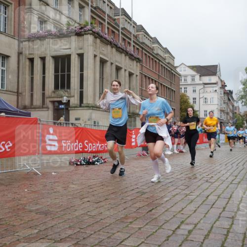 13.09.2026 - Kiel Lauf Yannick Fuchs http://msf.ph/oto/10428642 13.09.2026 11:08:54 Ziel 24, 25, 1226, 2250, 2951, 10813, 10928, 11674, 12334, 24, 25, 834, 1067, 1170, 2235, 2575, 3536, 3798, 4709, 5418, 5856, 6061, 6185, 6360, 6576, 6626, 6662, 7667, 9162, 9800, 10645, 10647, 11442, 1569, 1934, 3022, 3752, 4526, 6028, 7681, 8933, 9112, 9752, 9995, 12238, 12532, 3798, 5856, 6061, 6185, 7108, 7254, 10525 meine-sportfotos.de