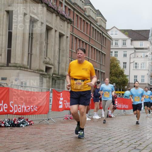 13.09.2026 - Kiel Lauf Yannick Fuchs http://msf.ph/oto/10428681 13.09.2026 11:08:57 Ziel 1226, 1569, 2250, 2951, 3022, 4526, 9752, 10813, 10928, 11674, 12334, 24, 25, 834, 1067, 1170, 2235, 2250, 2575, 3536, 3798, 4709, 5418, 6360, 6576, 6626, 6662, 7667, 9162, 9800, 10645, 10647, 11442, 1934, 3752, 6028, 7681, 8933, 9112, 9995, 12238, 12532, 3798, 5856, 6061, 6185, 6360, 7108, 7254, 10525 meine-sportfotos.de