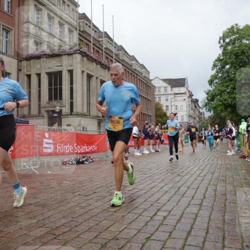 13.09.2026 - Kiel Lauf Yannick Fuchs http://msf.ph/oto/10428793 13.09.2026 11:09:04 Ziel 1226, 1569, 3022, 3752, 4526, 6028, 7681, 9112, 9752, 9995, 10813, 11674, 12238, 12334, 12532, 24, 25, 834, 1170, 1226, 2250, 2575, 2951, 4709, 5418, 6576, 6626, 6662, 7667, 9162, 9800, 10645, 10647, 10928, 11442, 12334, 607, 1934, 8637, 8933, 8979, 10184, 10253, 10262, 10263, 10268, 11889, 1067, 2235, 3536, 3798, 5418, 6360, 6626, 7667 meine-sportfotos.de