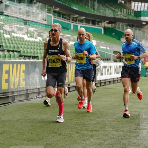 13.09.2026 - 21. swb-Marathon Bremen Michael Burmester http://msf.ph/oto/10428900 13.09.2026 10:19:57 Laufen im Stadion 10261, 10262, 10366, 10475, 10818, 10994, 11067, 11068, 11176, 11197, 11418, 11481, 11512, 11652, 11964, 12324, 12358, 12413, 12540, 13505, 13530, 13533, 13534, 13540, 13541, 13550, 13558, 13560, 13564, 13573, 13581, 13583, 13588, 13590, 13599, 13601, 13605, 13610, 13618, 13619, 13622, 13632, 13633, 13637, 13638, 13639, 10597, 12272, 13501, 13510, 13515, 13517, 13542, 13547, 13567, 13579, 13623, 13627, 13635 meine-sportfotos.de