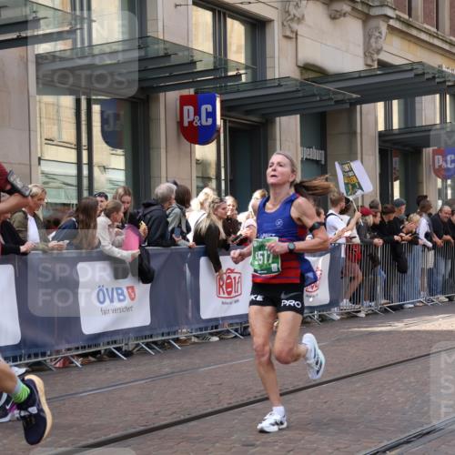 13.09.2026 - 21. swb-Marathon Bremen Strokosch-Dieckow http://msf.ph/oto/10428917 13.09.2026 13:08:39 Ziel 1925, 2287, 2291, 3110, 3330, 4384, 5517, 5636, 5696, 6906, 7262, 8120, 8555, 8830, 9240, 9411, 9702, 9867, 9906, 9911, 339, 678, 715, 1335, 1696, 3276, 4033, 4082, 4888, 5377, 5424, 6842, 7064, 7121, 8655, 9084, 9582 meine-sportfotos.de