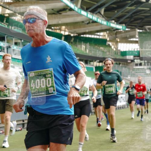 13.09.2026 - 21. swb-Marathon Bremen Michael Burmester http://msf.ph/oto/10428928 13.09.2026 13:03:05 Laufen im Stadion 150, 210, 488, 531, 596, 722, 725, 762, 881, 936, 940, 946, 1006, 1014, 1163, 1250, 1436, 1458, 1460, 1611, 1649, 1771, 2047, 2062, 2223, 2276, 2292, 2345, 2364, 2378, 2421, 2434, 2513, 2625, 2638, 2666, 2668, 2779, 2900, 2934, 2977, 2987, 3013, 3044, 3114, 3135, 3163, 3164, 3187, 3248, 3258, 3294, 3334, 3360, 3392, 3402, 3460, 3496, 3510, 3527, 3576, 3579, 3585, 3597, 3603, 3618, 3667, 3721, 3806, 3846, 3852, 3859, 3893, 3938, 3970, 3983, 4000, 4077, 4133, 4506, 4558 meine-sportfotos.de