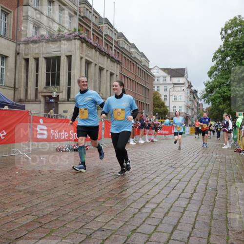 13.09.2026 - Kiel Lauf Yannick Fuchs http://msf.ph/oto/10428936 13.09.2026 11:09:17 Ziel 607, 1934, 8637, 8933, 8979, 9995, 10184, 10253, 10262, 10263, 10268, 11889, 12532, 24, 25, 1226, 1569, 2250, 2951, 3022, 3752, 4526, 6028, 7681, 9112, 9752, 10813, 10928, 11674, 12238, 12334, 2784, 5528, 7310, 8922, 24, 25, 1170, 4709, 6576, 6662, 9162, 9800, 10645, 10647, 11442 meine-sportfotos.de