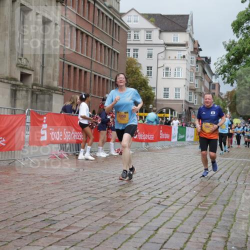 13.09.2026 - Kiel Lauf Yannick Fuchs http://msf.ph/oto/10428947 13.09.2026 11:09:19 Ziel 607, 1934, 8637, 8933, 8979, 10184, 10253, 10262, 10263, 10268, 11889, 12532, 24, 25, 1226, 1569, 2250, 2951, 3022, 3752, 4526, 6028, 7681, 9112, 9752, 9995, 10813, 10928, 11674, 12238, 12334, 12532, 2784, 5528, 7111, 7310, 8922, 24, 25, 1170, 2250, 4709, 6576, 6662, 9162 meine-sportfotos.de