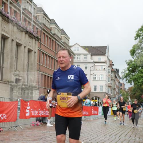 13.09.2026 - Kiel Lauf Yannick Fuchs http://msf.ph/oto/10428965 13.09.2026 11:09:22 Ziel 607, 1934, 2784, 7310, 8637, 8922, 8933, 8979, 10184, 10253, 10262, 10263, 10268, 11889, 1226, 1569, 1934, 2250, 2951, 3022, 3752, 4526, 6028, 7681, 9112, 9752, 9995, 10813, 10928, 11674, 12238, 12334, 12532, 2992, 5528, 7111, 10423, 24, 25, 1170, 2250, 2951, 4709, 10928 meine-sportfotos.de