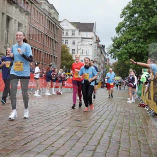 13.09.2026 - Kiel Lauf Yannick Fuchs http://msf.ph/oto/10429058 13.09.2026 11:09:33 Ziel 2784, 5528, 7111, 7310, 8922, 607, 1569, 1934, 3022, 3752, 4526, 6028, 7681, 8637, 8933, 8979, 9112, 9752, 9995, 10184, 10253, 10262, 10263, 10268, 10813, 11889, 12238, 12532, 508, 1074, 2992, 5843, 5867, 7683, 7826, 10352, 10423, 11208, 11428, 11429, 1226, 1569, 3022, 4526, 9752, 10813, 11674, 12334 meine-sportfotos.de