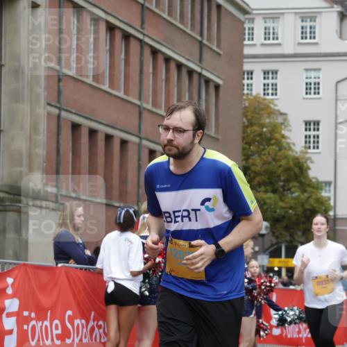 13.09.2026 - Kiel Lauf Yannick Fuchs http://msf.ph/oto/10429105 13.09.2026 11:09:42 Ziel 508, 1074, 2992, 5528, 5843, 5867, 7111, 7683, 10352, 10423, 11208, 607, 1934, 2784, 7310, 8637, 8922, 8933, 8979, 9995, 10184, 10253, 10262, 10263, 10268, 11889, 12532, 2337, 6908, 7826, 9665, 9967, 11013, 11428, 11429, 11884, 1569, 3022, 3752, 4526, 6028, 7681, 9112, 9752, 9995, 12238, 12532 meine-sportfotos.de
