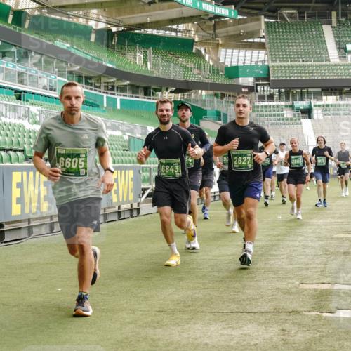 13.09.2026 - 21. swb-Marathon Bremen Michael Burmester http://msf.ph/oto/10429159 13.09.2026 13:03:11 Laufen im Stadion 150, 210, 488, 596, 722, 725, 762, 881, 936, 940, 946, 1014, 1163, 1250, 1458, 1460, 1479, 1611, 1649, 1771, 2047, 2223, 2276, 2292, 2345, 2364, 2378, 2421, 2434, 2513, 2625, 2638, 2666, 2668, 2779, 2851, 2900, 2934, 2977, 2987, 3013, 3044, 3114, 3135, 3163, 3164, 3187, 3248, 3258, 3294, 3334, 3360, 3392, 3402, 3454, 3460, 3496, 3510, 3527, 3576, 3579, 3585, 3597, 3603, 3618, 3667, 3721, 3846, 3852, 3859, 3893, 3938, 3970, 3983, 4000, 4077, 4133, 4506, 4558 meine-sportfotos.de