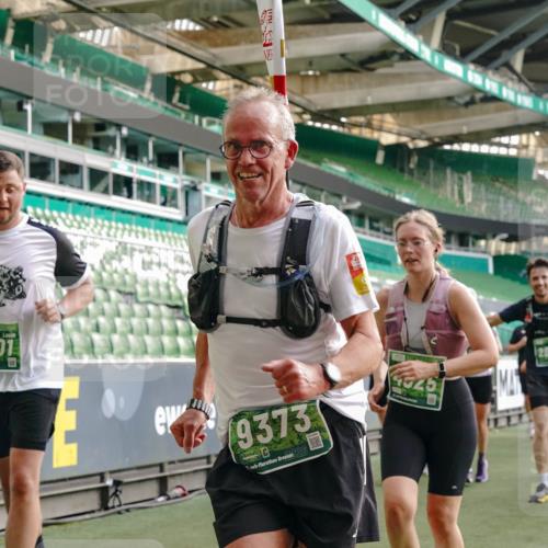 13.09.2026 - 21. swb-Marathon Bremen Michael Burmester http://msf.ph/oto/10429333 13.09.2026 13:27:01 Laufen im Stadion 186, 202, 357, 364, 390, 530, 597, 645, 726, 833, 1077, 1283, 1412, 1443, 1473, 1487, 1530, 1608, 1618, 1700, 1744, 1769, 1828, 1961, 2236, 2273, 2298, 2309, 2382, 2384, 2388, 2404, 2428, 2507, 2508, 2542, 2558, 2576, 2582, 2592, 2656, 2675, 2725, 2748, 2762, 2817, 2875, 2876, 2923, 2965, 2970, 3045, 3047, 3050, 3062, 3073, 3084, 3097, 3172, 3184, 3219, 3359, 3433, 3540, 3592, 3629, 3756, 3885, 3907, 3978, 4457, 4660 meine-sportfotos.de