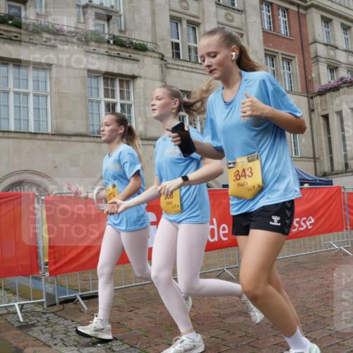 13.09.2026 - Kiel Lauf Yannick Fuchs http://msf.ph/oto/10429371 13.09.2026 11:10:21 Ziel 1937, 2630, 9102, 10704, 11060, 12178, 12698, 508, 585, 1074, 2337, 3086, 3227, 4063, 5371, 5843, 6908, 7826, 9168, 9254, 9665, 9967, 10154, 11013, 11428, 11429, 11884, 12008, 12016, 586, 678, 1334, 2134, 2175, 2176, 2177, 3245, 3716, 6476, 9206, 9406, 9916, 10090, 10101, 10550, 11576, 508, 1074, 2992, 5843, 5867, 7683, 7826, 10352, 10423, 11208 meine-sportfotos.de