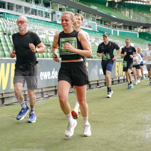 13.09.2026 - 21. swb-Marathon Bremen Michael Burmester http://msf.ph/oto/10429391 13.09.2026 13:03:17 Laufen im Stadion 150, 209, 210, 488, 596, 722, 725, 762, 881, 936, 940, 1014, 1163, 1250, 1343, 1458, 1460, 1479, 1611, 1649, 1653, 1771, 2223, 2276, 2292, 2345, 2364, 2378, 2421, 2434, 2513, 2625, 2666, 2668, 2779, 2851, 2900, 2934, 2977, 2987, 3013, 3044, 3114, 3135, 3163, 3164, 3187, 3248, 3258, 3294, 3334, 3360, 3392, 3402, 3454, 3460, 3496, 3510, 3527, 3576, 3579, 3585, 3597, 3603, 3618, 3721, 3846, 3852, 3859, 3893, 3938, 3970, 3983, 4000, 4077, 4133, 4506, 4558 meine-sportfotos.de