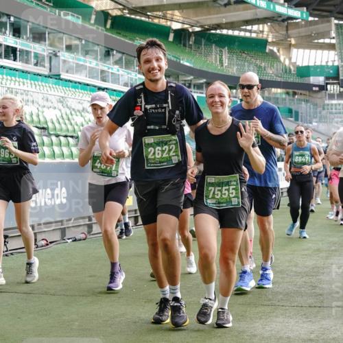 13.09.2026 - 21. swb-Marathon Bremen Michael Burmester http://msf.ph/oto/10429397 13.09.2026 13:27:03 Laufen im Stadion 186, 202, 357, 364, 390, 530, 597, 645, 726, 833, 888, 1077, 1283, 1412, 1443, 1473, 1487, 1530, 1608, 1618, 1700, 1744, 1769, 1828, 1961, 1984, 2236, 2273, 2298, 2309, 2382, 2384, 2388, 2404, 2428, 2507, 2508, 2542, 2558, 2576, 2582, 2592, 2656, 2675, 2725, 2748, 2817, 2875, 2876, 2923, 2965, 2970, 3045, 3047, 3050, 3062, 3073, 3084, 3097, 3172, 3184, 3219, 3359, 3433, 3540, 3592, 3629, 3756, 3885, 3907, 3978, 4457, 4660 meine-sportfotos.de