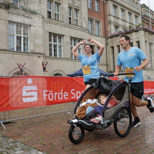 13.09.2026 - Kiel Lauf Yannick Fuchs http://msf.ph/oto/10429414 13.09.2026 11:10:26 Ziel 678, 2630, 3245, 6476, 10704, 11060, 11576, 12178, 585, 1937, 2337, 3086, 3227, 4063, 5371, 6908, 9102, 9168, 9254, 9665, 9967, 10154, 11013, 11428, 11429, 11884, 12008, 12016, 12178, 12698, 586, 1334, 2134, 2175, 2176, 2177, 3716, 6409, 8491, 9206, 9406, 9916, 10090, 10101, 10550, 508, 1074, 5843, 5867, 6908, 7683, 7826, 9967, 10352, 11208, 11428, 11429 meine-sportfotos.de