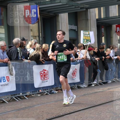 13.09.2026 - 21. swb-Marathon Bremen Strokosch-Dieckow http://msf.ph/oto/10429523 13.09.2026 13:09:22 Ziel 195, 567, 1723, 1975, 2750, 4473, 4782, 6652, 9241, 9277, 9804, 1034, 1241, 2287, 2291, 2909, 3197, 4895, 4898, 5111, 5383, 7262, 8120, 8759, 8830, 9789, 9866, 9904, 10044 meine-sportfotos.de
