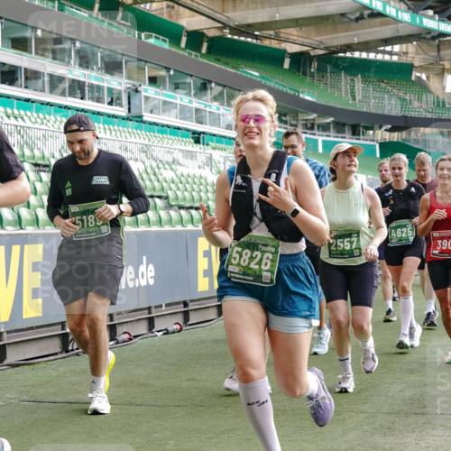 13.09.2026 - 21. swb-Marathon Bremen Michael Burmester http://msf.ph/oto/10429607 13.09.2026 13:27:12 Laufen im Stadion 186, 202, 357, 364, 390, 530, 597, 645, 726, 833, 888, 925, 1077, 1283, 1412, 1473, 1487, 1496, 1530, 1608, 1618, 1700, 1744, 1769, 1828, 1958, 1961, 1984, 2236, 2273, 2309, 2382, 2384, 2388, 2404, 2428, 2502, 2507, 2508, 2542, 2558, 2576, 2582, 2592, 2656, 2675, 2725, 2748, 2817, 2875, 2876, 2923, 2965, 2970, 3045, 3047, 3050, 3062, 3073, 3084, 3097, 3172, 3184, 3219, 3359, 3433, 3540, 3592, 3629, 3756, 3885, 3907, 3978, 4457, 4660 meine-sportfotos.de