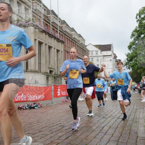 13.09.2026 - Kiel Lauf Yannick Fuchs http://msf.ph/oto/10429608 13.09.2026 11:10:43 Ziel 586, 1334, 2134, 2175, 2176, 2177, 3716, 6409, 8491, 9206, 9406, 9916, 10090, 10101, 10550, 585, 678, 1937, 2134, 2630, 3086, 3245, 5371, 6476, 9102, 9206, 9254, 9406, 10704, 11060, 11576, 12008, 12016, 12178, 12698, 1523, 2512, 2628, 5920, 6670, 6756, 6852, 7930, 8468, 10380, 10661, 11600, 11644, 585, 3086, 3227, 4063, 5371, 9168, 9254, 10154, 11884, 12008, 12016 meine-sportfotos.de