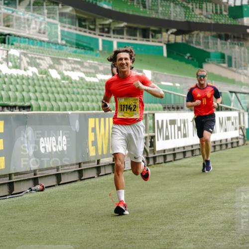 13.09.2026 - 21. swb-Marathon Bremen Michael Burmester http://msf.ph/oto/10429616 13.09.2026 10:20:54 Laufen im Stadion 10244, 10261, 10262, 10818, 10961, 10994, 11067, 11068, 11142, 11176, 11197, 11418, 11512, 11964, 12289, 12324, 12358, 12413, 12456, 12513, 12520, 12540, 13505, 13514, 13540, 13548, 13558, 13560, 13568, 13575, 13583, 13588, 13590, 13601, 13605, 13606, 13608, 13610, 13619, 13633, 13637, 10597, 12272, 12457, 12458, 13501, 13504, 13510, 13515, 13517, 13522, 13542, 13547, 13554, 13561, 13567, 13579, 13623, 13635 meine-sportfotos.de