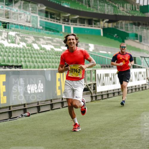 13.09.2026 - 21. swb-Marathon Bremen Michael Burmester http://msf.ph/oto/10429623 13.09.2026 10:20:54 Laufen im Stadion 10244, 10261, 10262, 10818, 10961, 10994, 11067, 11068, 11142, 11176, 11197, 11418, 11512, 11964, 12289, 12324, 12358, 12413, 12456, 12513, 12520, 12540, 13505, 13514, 13540, 13548, 13558, 13560, 13568, 13575, 13583, 13588, 13590, 13601, 13605, 13606, 13608, 13610, 13619, 13633, 13637, 10597, 12272, 12457, 12458, 13501, 13504, 13510, 13515, 13517, 13522, 13542, 13547, 13554, 13561, 13567, 13579, 13623, 13635 meine-sportfotos.de