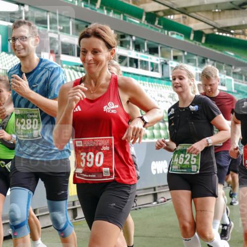 13.09.2026 - 21. swb-Marathon Bremen Michael Burmester http://msf.ph/oto/10429661 13.09.2026 13:27:15 Laufen im Stadion 111, 186, 202, 357, 364, 390, 478, 597, 645, 726, 833, 888, 925, 1077, 1283, 1412, 1473, 1487, 1496, 1530, 1608, 1618, 1700, 1769, 1828, 1958, 1961, 1984, 2236, 2273, 2309, 2382, 2384, 2388, 2404, 2428, 2502, 2507, 2508, 2542, 2558, 2576, 2582, 2592, 2656, 2675, 2725, 2748, 2817, 2875, 2876, 2923, 2965, 2970, 3045, 3047, 3050, 3062, 3073, 3084, 3097, 3172, 3184, 3219, 3359, 3433, 3540, 3592, 3629, 3756, 3885, 3907, 3978, 4457, 4660 meine-sportfotos.de