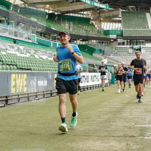 13.09.2026 - 21. swb-Marathon Bremen Michael Burmester http://msf.ph/oto/10429679 13.09.2026 13:03:26 Laufen im Stadion 209, 210, 488, 596, 722, 725, 762, 881, 936, 940, 1014, 1163, 1250, 1343, 1458, 1460, 1479, 1611, 1649, 1653, 1771, 2223, 2276, 2292, 2345, 2364, 2378, 2421, 2434, 2513, 2625, 2666, 2668, 2779, 2851, 2891, 2900, 2934, 2977, 3013, 3044, 3114, 3135, 3163, 3164, 3187, 3248, 3258, 3294, 3334, 3360, 3402, 3425, 3454, 3460, 3496, 3510, 3576, 3579, 3585, 3597, 3603, 3618, 3721, 3846, 3852, 3859, 3893, 3938, 3970, 3983, 4000, 4077, 4133, 4506, 4558 meine-sportfotos.de