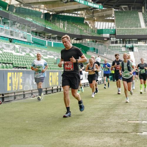 13.09.2026 - 21. swb-Marathon Bremen Michael Burmester http://msf.ph/oto/10429757 13.09.2026 13:03:28 Laufen im Stadion 209, 210, 488, 534, 596, 722, 725, 762, 881, 936, 940, 1014, 1163, 1250, 1343, 1458, 1460, 1479, 1611, 1649, 1653, 1771, 2223, 2276, 2292, 2345, 2364, 2378, 2421, 2434, 2513, 2625, 2666, 2668, 2779, 2851, 2891, 2900, 2934, 2977, 3013, 3044, 3114, 3135, 3163, 3164, 3187, 3248, 3258, 3294, 3360, 3402, 3425, 3454, 3460, 3496, 3510, 3576, 3579, 3585, 3597, 3603, 3618, 3721, 3846, 3852, 3859, 3893, 3938, 3970, 3983, 4000, 4077, 4133, 4506, 4558, 242 meine-sportfotos.de