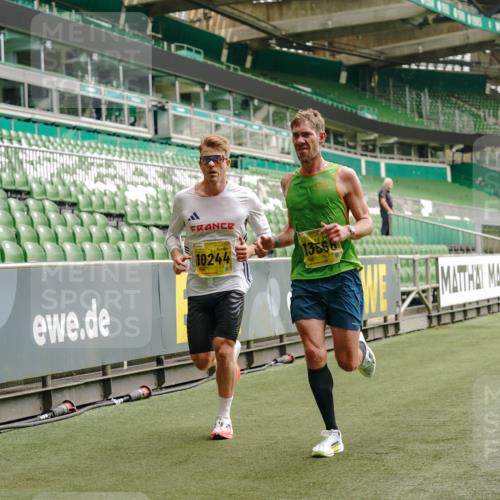 13.09.2026 - 21. swb-Marathon Bremen Michael Burmester http://msf.ph/oto/10429779 13.09.2026 10:20:59 Laufen im Stadion 10244, 10261, 10262, 10818, 10961, 10994, 11067, 11068, 11142, 11176, 11197, 11418, 11512, 11916, 11964, 12289, 12324, 12358, 12413, 12456, 12513, 12520, 12540, 13505, 13514, 13540, 13548, 13558, 13560, 13568, 13575, 13583, 13588, 13590, 13601, 13605, 13606, 13608, 13610, 13619, 13633, 13637, 10597, 12272, 12457, 12458, 13501, 13504, 13510, 13515, 13517, 13522, 13542, 13543, 13547, 13554, 13561, 13567, 13579, 13623, 13635 meine-sportfotos.de