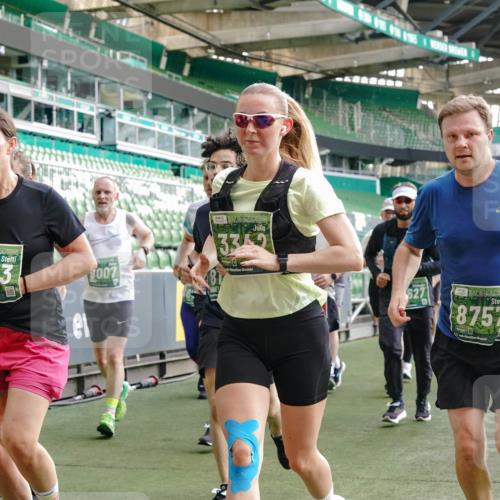 13.09.2026 - 21. swb-Marathon Bremen Michael Burmester http://msf.ph/oto/10429785 13.09.2026 13:27:21 Laufen im Stadion 111, 186, 202, 357, 364, 390, 478, 597, 726, 829, 833, 888, 925, 1077, 1220, 1283, 1412, 1473, 1496, 1530, 1608, 1618, 1700, 1769, 1958, 1961, 1984, 2236, 2273, 2309, 2382, 2384, 2388, 2404, 2428, 2502, 2507, 2508, 2542, 2558, 2576, 2582, 2592, 2656, 2675, 2725, 2748, 2817, 2875, 2876, 2923, 2965, 2970, 3045, 3047, 3050, 3073, 3084, 3184, 3219, 3359, 3433, 3540, 3592, 3629, 3756, 3885, 3907, 3978, 4457, 4660 meine-sportfotos.de