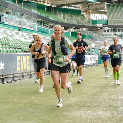 13.09.2026 - 21. swb-Marathon Bremen Michael Burmester http://msf.ph/oto/10429864 13.09.2026 13:03:31 Laufen im Stadion 209, 210, 488, 534, 596, 722, 725, 762, 881, 936, 940, 1014, 1250, 1343, 1458, 1460, 1479, 1611, 1649, 1653, 1771, 2223, 2276, 2292, 2345, 2364, 2378, 2421, 2434, 2513, 2625, 2666, 2668, 2779, 2851, 2891, 2900, 2934, 2977, 3013, 3028, 3114, 3135, 3163, 3164, 3258, 3360, 3402, 3425, 3454, 3460, 3496, 3510, 3521, 3576, 3579, 3585, 3597, 3603, 3618, 3721, 3796, 3846, 3852, 3859, 3893, 3938, 3970, 3983, 4000, 4077, 4133, 4506, 4558, 242 meine-sportfotos.de