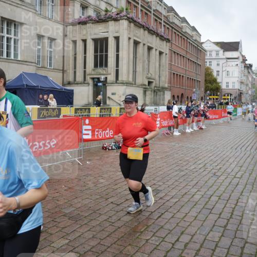 13.09.2026 - Kiel Lauf Yannick Fuchs http://msf.ph/oto/10429917 13.09.2026 11:11:31 Ziel 1460, 1655, 1761, 4053, 4090, 4589, 5869, 7181, 7431, 8127, 9739, 9784, 11417, 11719, 1079, 2192, 2251, 2512, 2628, 3346, 4019, 4090, 4589, 5341, 5869, 6852, 7181, 7431, 7473, 8314, 8315, 8826, 9693, 10067, 10661, 10882, 11361, 11417, 11644, 11719, 11934, 11947, 12845, 141, 3580, 5156, 6729, 9260, 11756, 12053, 1523, 2512, 2628, 5920, 6670, 6756, 7930, 8468, 10380, 10661, 11600, 11644 meine-sportfotos.de
