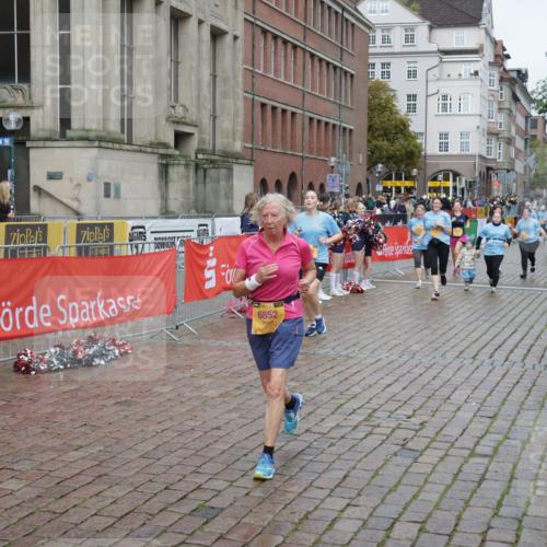 13.09.2026 - Kiel Lauf Yannick Fuchs http://msf.ph/oto/10429935 13.09.2026 11:11:36 Ziel 141, 1761, 4053, 6729, 9260, 9739, 9784, 11756, 12053, 1079, 1460, 1655, 2192, 2251, 3346, 4019, 4090, 4589, 5341, 5869, 6852, 7181, 7431, 7473, 8127, 8314, 8315, 8826, 9693, 10067, 10882, 11361, 11417, 11719, 11934, 11947, 12845, 2950, 3580, 5156, 5227, 5387, 6965, 9572, 9661, 2512, 2628, 6756, 6852, 7930, 8468, 10661, 11644 meine-sportfotos.de