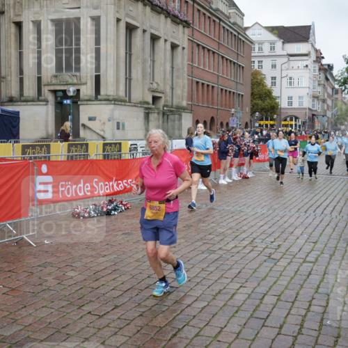 13.09.2026 - Kiel Lauf Yannick Fuchs http://msf.ph/oto/10429948 13.09.2026 11:11:37 Ziel 141, 1761, 4053, 6729, 9260, 9739, 9784, 11756, 12053, 1079, 1460, 1655, 2192, 2251, 3346, 4019, 4090, 4589, 5341, 5869, 6852, 7181, 7431, 7473, 8127, 8314, 8315, 8826, 9693, 10067, 10882, 11361, 11417, 11719, 11934, 11947, 12845, 2950, 3580, 5156, 5227, 5387, 6965, 9296, 9572, 9661, 2512, 2628, 6756, 6852, 8468, 8826, 10661, 11644 meine-sportfotos.de