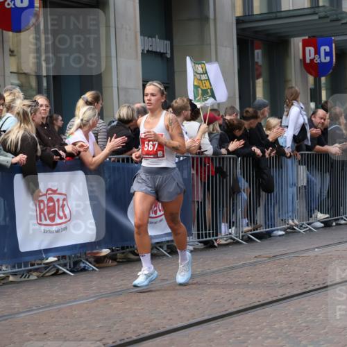 13.09.2026 - 21. swb-Marathon Bremen Strokosch-Dieckow http://msf.ph/oto/10429998 13.09.2026 13:10:00 Ziel 604, 640, 957, 1277, 3959, 5532, 8033, 8064, 8709, 195, 538, 567, 623, 1723, 1975, 2020, 2750, 4781, 4782, 5627, 8835, 9241, 9277, 9804, 9817 meine-sportfotos.de