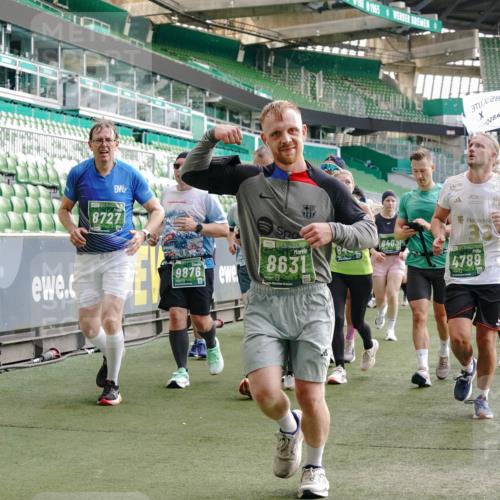 13.09.2026 - 21. swb-Marathon Bremen Michael Burmester http://msf.ph/oto/10430035 13.09.2026 13:27:33 Laufen im Stadion 111, 186, 202, 357, 364, 390, 478, 597, 726, 829, 833, 888, 925, 1077, 1220, 1412, 1473, 1496, 1608, 1700, 1769, 1958, 1961, 1984, 2236, 2273, 2309, 2388, 2404, 2428, 2502, 2507, 2508, 2542, 2558, 2576, 2582, 2592, 2725, 2748, 2817, 2875, 2876, 2923, 2965, 2970, 3045, 3047, 3050, 3073, 3084, 3184, 3219, 3359, 3540, 3589, 3592, 3629, 3756, 3826, 3885, 3907, 3978, 4238, 4457, 4660 meine-sportfotos.de