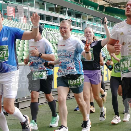 13.09.2026 - 21. swb-Marathon Bremen Michael Burmester http://msf.ph/oto/10430089 13.09.2026 13:27:35 Laufen im Stadion 111, 186, 202, 357, 364, 390, 478, 597, 726, 829, 833, 888, 925, 1077, 1220, 1412, 1473, 1496, 1608, 1700, 1769, 1958, 1961, 1984, 2236, 2273, 2309, 2388, 2404, 2428, 2502, 2507, 2508, 2542, 2558, 2576, 2582, 2592, 2725, 2748, 2817, 2875, 2876, 2923, 2965, 3045, 3047, 3050, 3073, 3084, 3184, 3219, 3359, 3540, 3589, 3592, 3629, 3756, 3826, 3885, 3907, 3978, 4238, 4457, 4660 meine-sportfotos.de