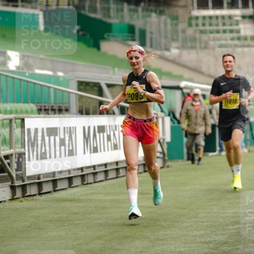 13.09.2026 - 21. swb-Marathon Bremen Michael Burmester http://msf.ph/oto/10430107 13.09.2026 10:21:22 Laufen im Stadion 10244, 10261, 10262, 10818, 10961, 10994, 11067, 11068, 11083, 11142, 11176, 11197, 11418, 11512, 11619, 11738, 11854, 11916, 11964, 12289, 12324, 12358, 12413, 12456, 12513, 12520, 12540, 13505, 13514, 13535, 13540, 13548, 13551, 13558, 13559, 13560, 13568, 13575, 13583, 13588, 13590, 13601, 13605, 13606, 13608, 13610, 13619, 13633, 13636, 13637, 12457, 12458, 13504, 13510, 13517, 13522, 13533, 13536, 13542, 13543, 13554, 13561, 13564, 13579, 13623 meine-sportfotos.de