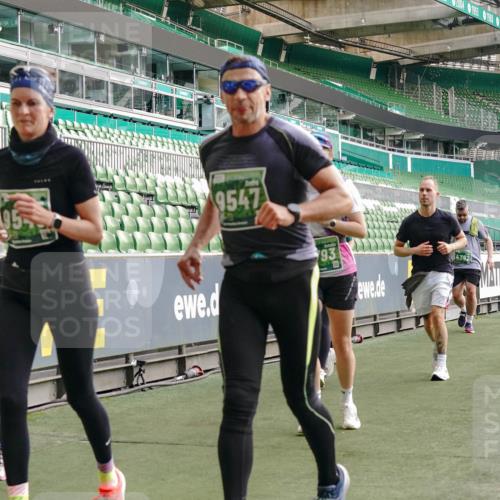 13.09.2026 - 21. swb-Marathon Bremen Michael Burmester http://msf.ph/oto/10430170 13.09.2026 13:27:40 Laufen im Stadion 111, 186, 202, 357, 364, 390, 478, 597, 726, 829, 833, 888, 925, 1077, 1220, 1412, 1473, 1496, 1608, 1700, 1769, 1958, 1961, 1984, 2236, 2273, 2309, 2388, 2404, 2428, 2502, 2507, 2542, 2574, 2576, 2582, 2592, 2725, 2748, 2817, 2875, 2876, 2923, 2965, 3045, 3047, 3050, 3061, 3073, 3084, 3184, 3219, 3359, 3540, 3589, 3592, 3629, 3694, 3756, 3826, 3885, 3907, 3978, 4108, 4238, 4457, 4660 meine-sportfotos.de