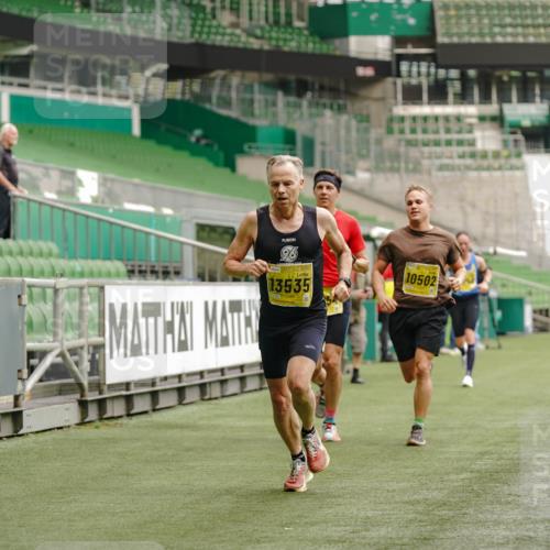 13.09.2026 - 21. swb-Marathon Bremen Michael Burmester http://msf.ph/oto/10430185 13.09.2026 10:21:27 Laufen im Stadion 10244, 10261, 10262, 10818, 10961, 10994, 11067, 11068, 11083, 11142, 11176, 11418, 11512, 11619, 11738, 11854, 11916, 11944, 11964, 12289, 12324, 12358, 12413, 12456, 12513, 12520, 12540, 13505, 13514, 13535, 13540, 13548, 13551, 13558, 13559, 13568, 13575, 13583, 13587, 13588, 13590, 13601, 13605, 13606, 13608, 13610, 13619, 13633, 13636, 13637, 12457, 12458, 13504, 13510, 13522, 13533, 13534, 13536, 13542, 13543, 13554, 13561, 13564, 13579, 13623 meine-sportfotos.de
