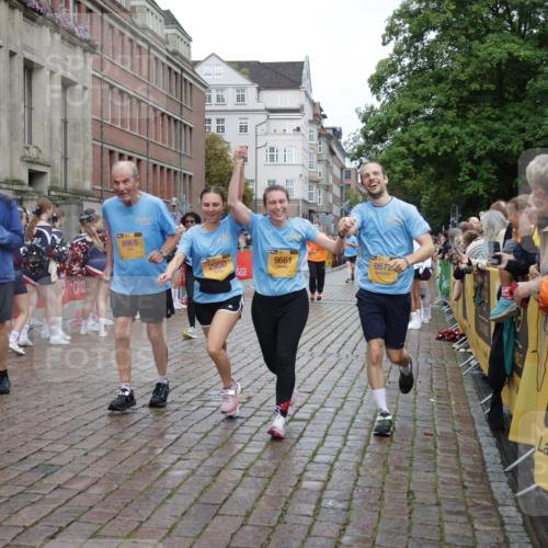 13.09.2026 - Kiel Lauf Yannick Fuchs http://msf.ph/oto/10430209 13.09.2026 11:12:25 Ziel 625, 1000, 1580, 1782, 2118, 2968, 5249, 6051, 2950, 5227, 5387, 6053, 6965, 9296, 9572, 9661, 10397, 11713, 1602, 2827, 3598, 4461, 4899, 5027, 9300, 9571, 11599, 12193, 12396, 2950, 3580, 5156, 6965, 9572, 9661 meine-sportfotos.de