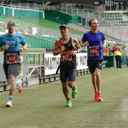 13.09.2026 - 21. swb-Marathon Bremen Michael Burmester http://msf.ph/oto/10430220 13.09.2026 12:17:14 Laufen im Stadion 513, 917, 1154, 1190, 1192, 1263, 245, 317, 540, 796, 822, 1149 meine-sportfotos.de