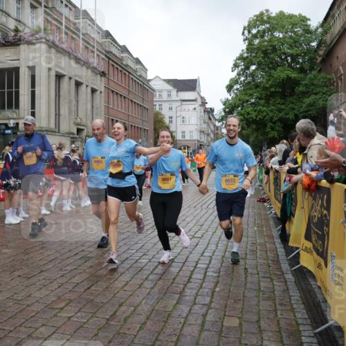 13.09.2026 - Kiel Lauf Yannick Fuchs http://msf.ph/oto/10430221 13.09.2026 11:12:26 Ziel 625, 1000, 1580, 1782, 2118, 2968, 5249, 6051, 2950, 5227, 5387, 6051, 6053, 6965, 9296, 9572, 9661, 10397, 11713, 1602, 2827, 3598, 4461, 4899, 5027, 9300, 9571, 11599, 12193, 12396, 2950, 3580, 5156, 5387, 6965, 9572, 9661 meine-sportfotos.de