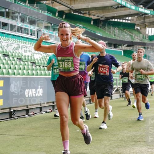 13.09.2026 - 21. swb-Marathon Bremen Michael Burmester http://msf.ph/oto/10430247 13.09.2026 13:03:45 Laufen im Stadion 209, 210, 488, 534, 565, 596, 725, 762, 881, 936, 940, 1014, 1343, 1373, 1458, 1460, 1479, 1611, 1649, 1653, 1771, 2223, 2276, 2364, 2369, 2421, 2434, 2513, 2625, 2668, 2779, 2851, 2872, 2891, 2900, 2934, 2977, 3028, 3114, 3135, 3217, 3258, 3360, 3402, 3419, 3425, 3454, 3460, 3496, 3510, 3521, 3576, 3579, 3585, 3597, 3603, 3618, 3721, 3796, 3846, 3852, 3859, 3893, 3909, 3938, 3970, 3983, 4000, 4077, 4133, 4506, 4558, 242 meine-sportfotos.de