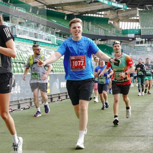 13.09.2026 - 21. swb-Marathon Bremen Michael Burmester http://msf.ph/oto/10430275 13.09.2026 13:27:44 Laufen im Stadion 111, 186, 357, 364, 390, 478, 597, 726, 829, 833, 888, 925, 1077, 1220, 1298, 1412, 1473, 1496, 1608, 1700, 1741, 1769, 1958, 1961, 1984, 2236, 2273, 2309, 2388, 2404, 2428, 2472, 2502, 2507, 2542, 2574, 2576, 2582, 2592, 2725, 2743, 2748, 2817, 2875, 2876, 2923, 2965, 3045, 3050, 3061, 3073, 3084, 3184, 3219, 3540, 3589, 3592, 3629, 3694, 3756, 3826, 3853, 3885, 3907, 3978, 4108, 4238, 4457, 4660 meine-sportfotos.de