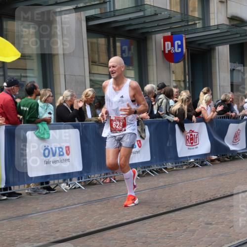 13.09.2026 - 21. swb-Marathon Bremen Strokosch-Dieckow http://msf.ph/oto/10430296 13.09.2026 13:10:15 Ziel 604, 640, 1181, 1277, 1498, 1554, 2347, 2605, 3959, 4727, 5066, 5152, 5532, 5620, 5648, 6267, 7881, 8033, 8709, 538, 623, 957, 2020, 4781, 5627, 8064, 9817 meine-sportfotos.de