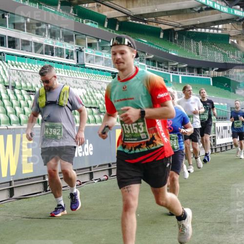 13.09.2026 - 21. swb-Marathon Bremen Michael Burmester http://msf.ph/oto/10430320 13.09.2026 13:27:46 Laufen im Stadion 111, 186, 357, 364, 390, 478, 597, 726, 829, 833, 888, 925, 1077, 1220, 1298, 1325, 1412, 1496, 1608, 1700, 1741, 1769, 1958, 1961, 1984, 2236, 2273, 2309, 2388, 2404, 2428, 2472, 2502, 2507, 2542, 2574, 2576, 2582, 2725, 2743, 2748, 2817, 2875, 2876, 2923, 2965, 3045, 3050, 3061, 3073, 3084, 3154, 3184, 3219, 3540, 3589, 3592, 3629, 3694, 3756, 3826, 3853, 3885, 3907, 3978, 4108, 4238, 4457, 4660 meine-sportfotos.de