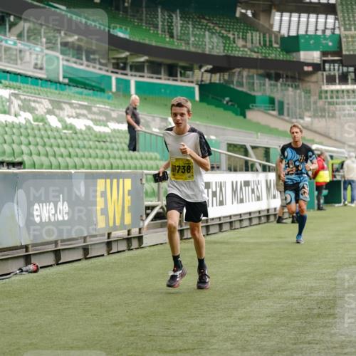 13.09.2026 - 21. swb-Marathon Bremen Michael Burmester http://msf.ph/oto/10430326 13.09.2026 10:21:34 Laufen im Stadion 10244, 10261, 10262, 10302, 10818, 10926, 10961, 10994, 11067, 11068, 11083, 11142, 11176, 11454, 11512, 11619, 11738, 11854, 11916, 11944, 11964, 12289, 12324, 12413, 12456, 12513, 12520, 12540, 13505, 13514, 13535, 13540, 13548, 13551, 13558, 13559, 13568, 13575, 13583, 13587, 13588, 13590, 13605, 13606, 13608, 13619, 13633, 13636, 13637, 12457, 12458, 13504, 13510, 13522, 13533, 13534, 13536, 13543, 13554, 13561, 13564, 13579 meine-sportfotos.de
