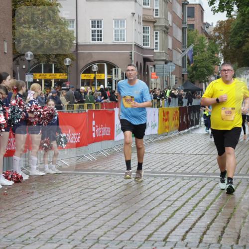 13.09.2026 - Kiel Lauf Yannick Fuchs http://msf.ph/oto/10430382 13.09.2026 11:12:55 Ziel 1168, 3622, 4461, 5061, 7065, 9799, 625, 1602, 2827, 2968, 3598, 4461, 4899, 5027, 9300, 9571, 11599, 12193, 12396, 2696, 3882, 5472, 11369, 1000, 1580, 1782, 2118, 5249, 6051 meine-sportfotos.de